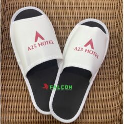 Dép vải dùng nhiều lần là lựa chọn tuyệt vời giúp khách sạn nâng cao chất lượng dịch vụ mà vẫn tiết kiệm chi phí.