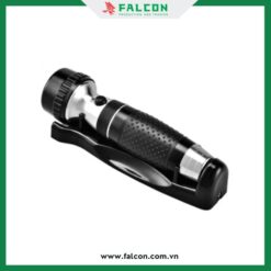 Đèn pin là vật dụng không thể thiếu trong mỗi phòng khách sạn, giúp khách hàng luôn có nguồn sáng dự phòng khi cần thiết.