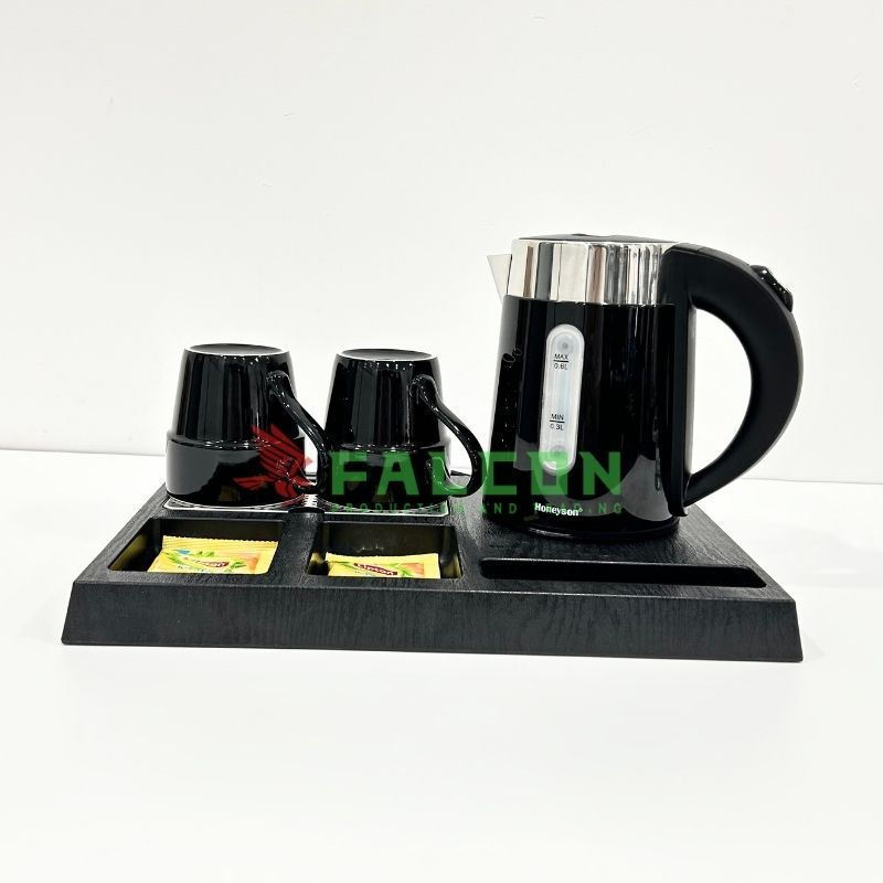 Thân ấm cấu tạo hai lớp cách nhiệt giúp bề mặt luôn mát khi chạm tay.