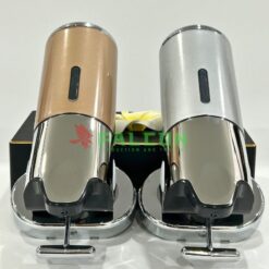 Phần vòi nhấn hoặc vòi bóp của bình hoạt động mượt mà, giúp khách sử dụng tiện lợi.