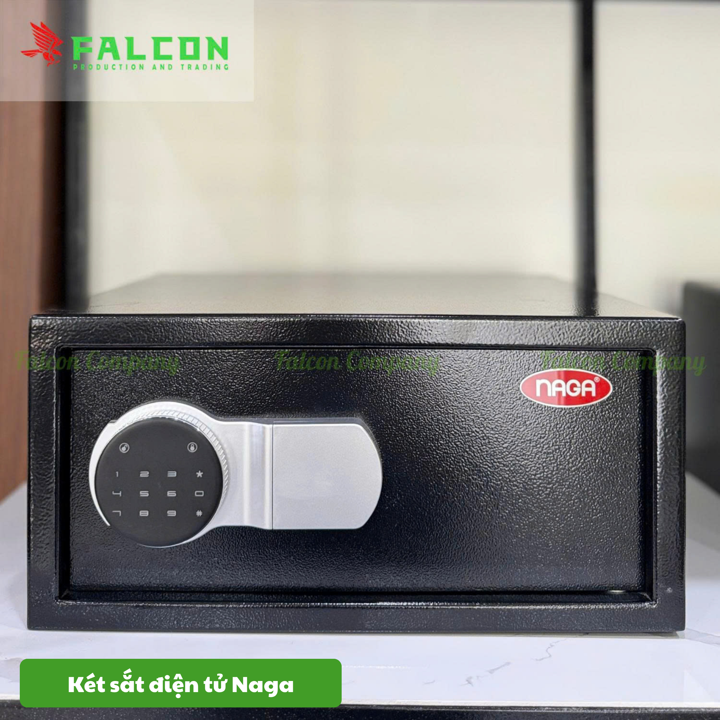 Hệ thống khóa điện tử tự động giúp thao tác nhanh chóng và dễ dàng cho mọi đối tượng sử dụng.