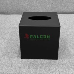 Chất liệu acrylic cao cấp giúp hộp giữ được độ bóng và độ trong như pha lê.