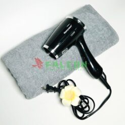 Đầu sấy tập trung luồng gió, thuận tiện cho việc tạo kiểu tóc.