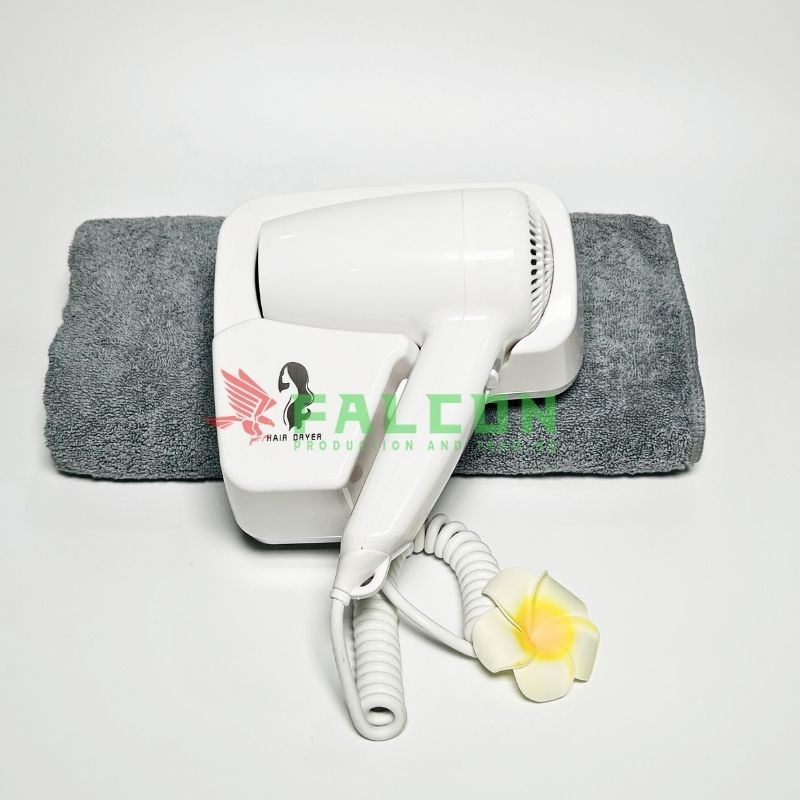 Màu trắng trang nhã giúp tăng tính thẩm mỹ và dễ phối hợp với các thiết bị vệ sinh khác.