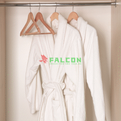 Sợi bông có độ bền cao, giúp áo choàng giữ được hình dáng và độ mềm mại qua nhiều lần giặt.