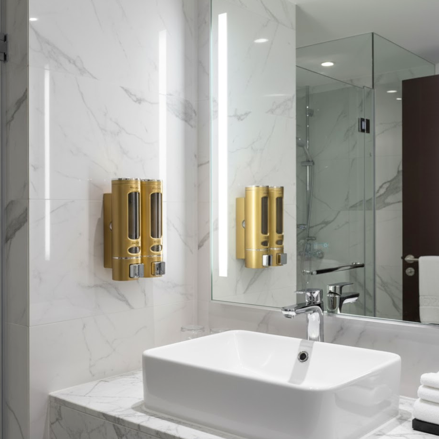 Dung tích lớn, phù hợp đựng dầu gội, sữa tắm, dầu xả hoặc nước rửa tay.