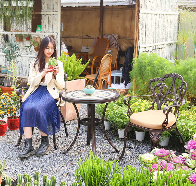 Bộ bàn ghế ngoài trời cao cấp - Ảnh 2