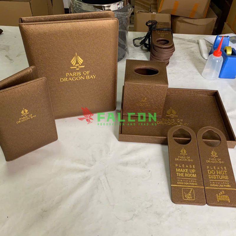 Tông màu da chủ đạo mang lại cảm giác ấm áp, tinh tế và chuyên nghiệp.