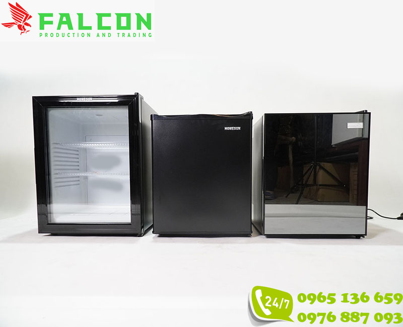 Kích thước compact nhưng vẫn đảm bảo đủ không gian để bảo quản nước uống, trái cây và mỹ phẩm.