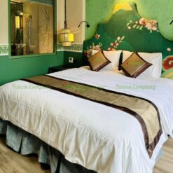 Đệm khách sạn được thiết kế với cấu trúc nhiều lớp, mang lại cảm giác êm ái và hỗ trợ tốt cho toàn bộ cơ thể.