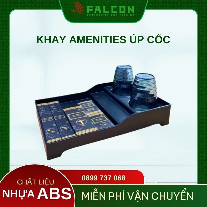 Khay amenities có úp cốc phù hợp phòng tắm khách sạn 3–5 sao.
