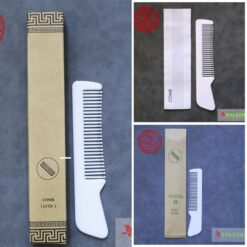 Lược được sản xuất với chất liệu không chứa các hóa chất độc hại, an toàn cho khách sử dụng.