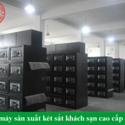 Két có chế độ cảnh báo khi gần hết pin giúp tránh tình trạng không mở được két.