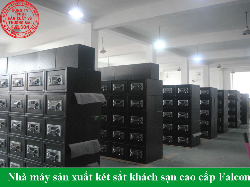 Két có chế độ cảnh báo khi gần hết pin giúp tránh tình trạng không mở được két.