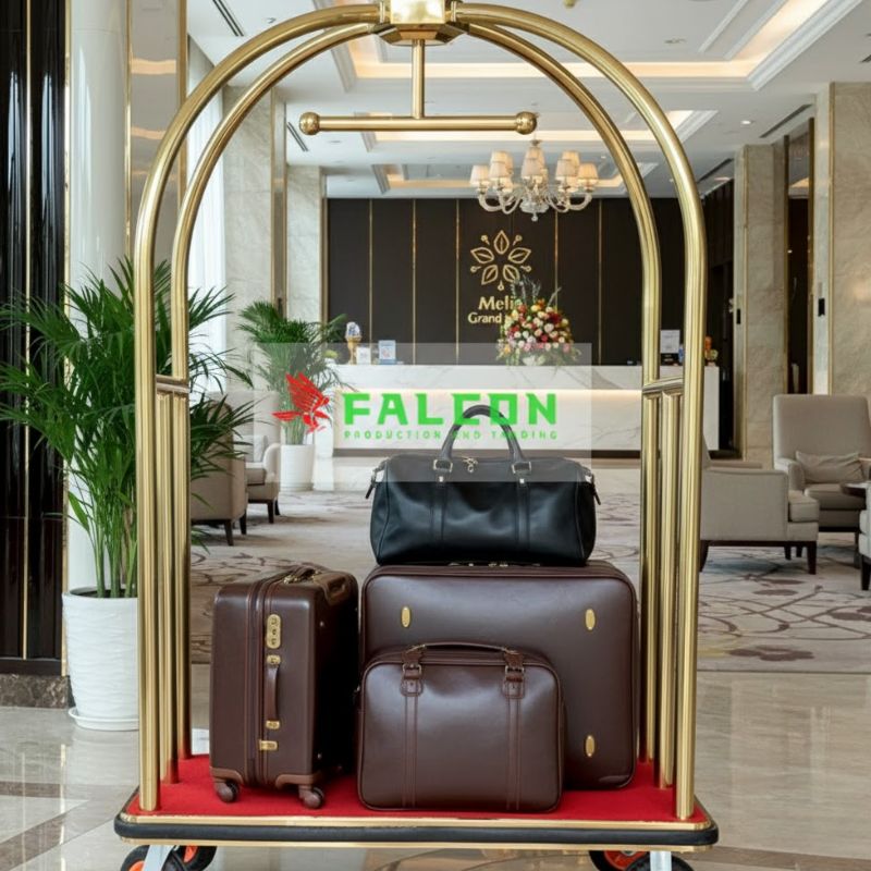 Xe đẩy khách sạn được thiết kế chắc chắn, giúp vận chuyển đồ đạc nhanh chóng và thuận tiện trong mọi khu vực.